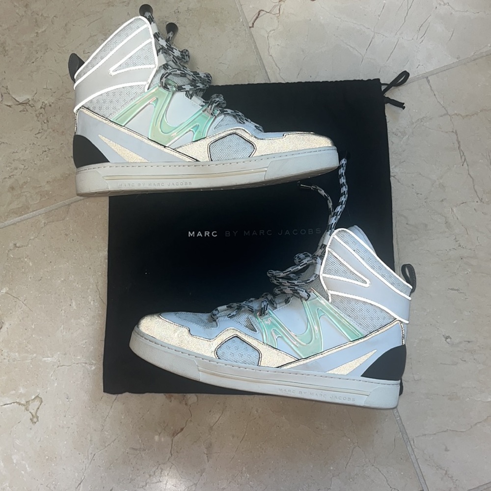 Marc jacobs shoes woman!
